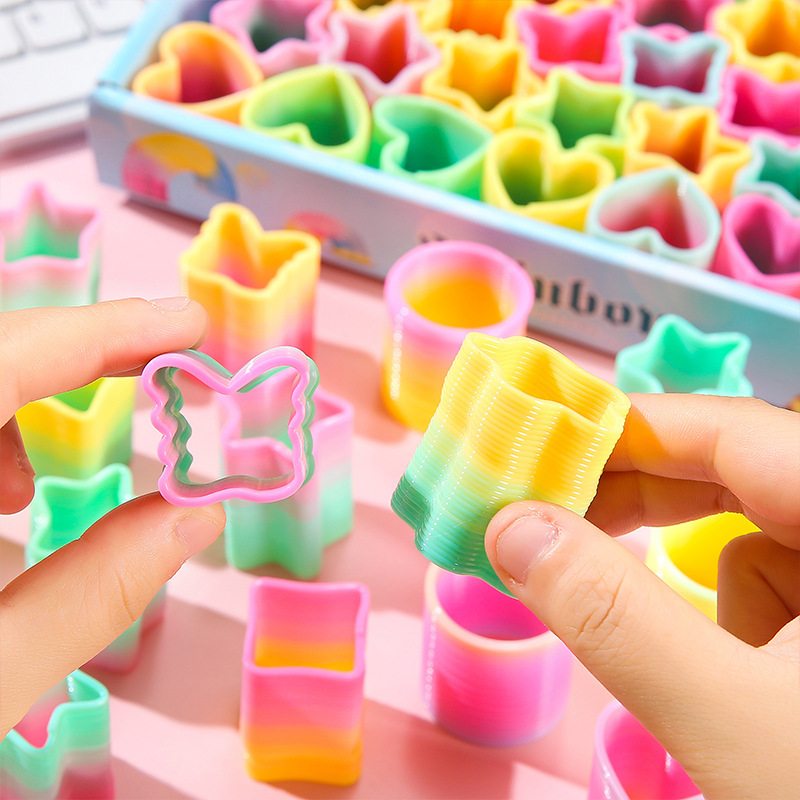 Rainbow Magic Springs Circle T - Party Games Children recension och pris