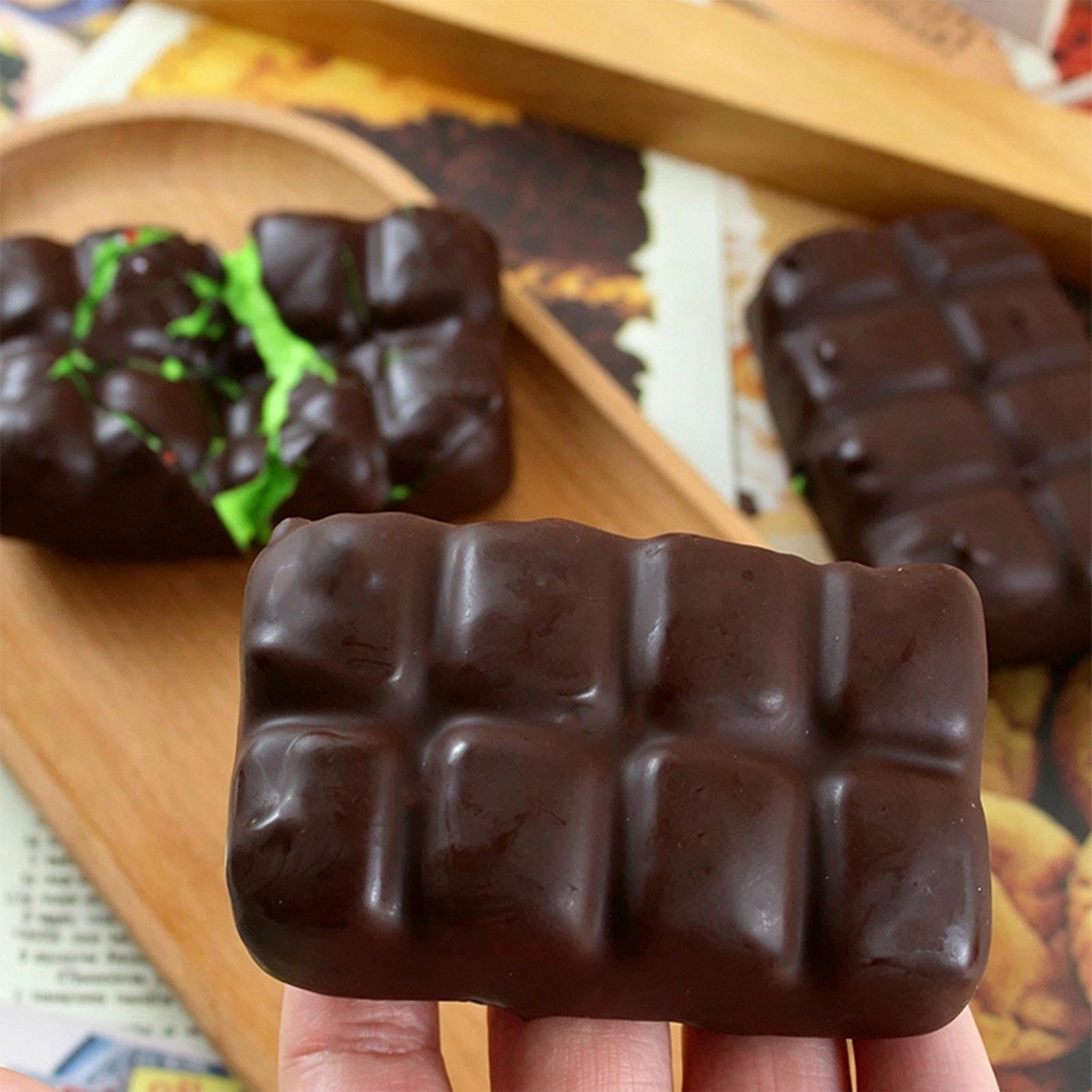 Chocolate Squishy Squeeze Toy  - Party Games Questions recension och pris